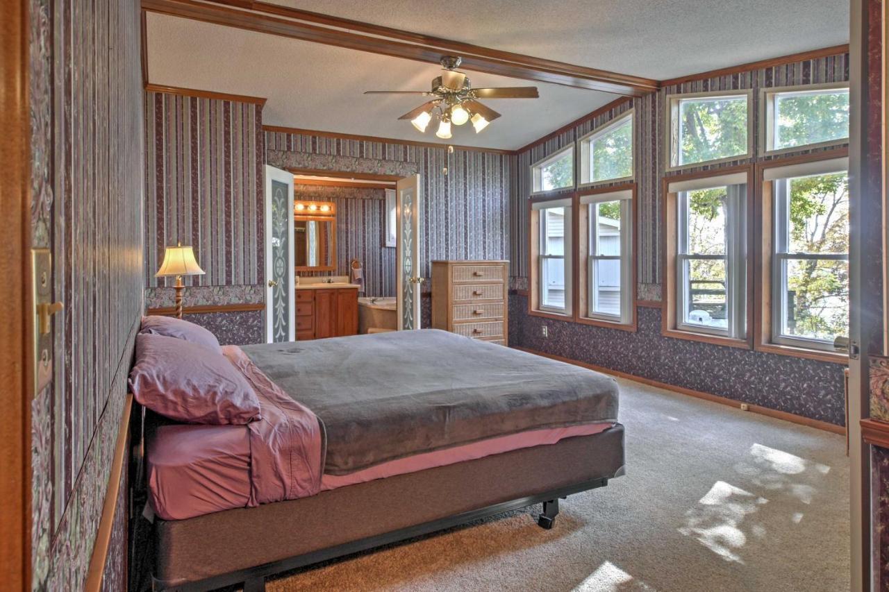 Captivating Cadiz Hideaway With Deck On Lake Barkley エクステリア 写真