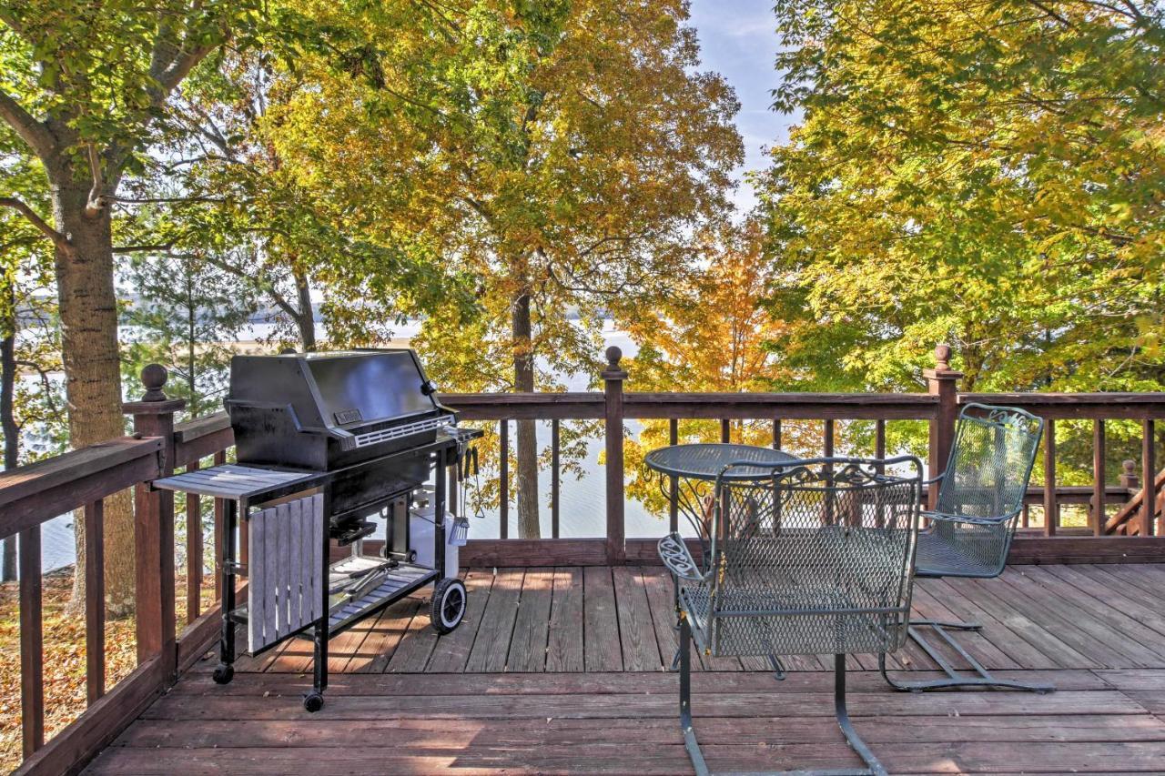 Captivating Cadiz Hideaway With Deck On Lake Barkley エクステリア 写真
